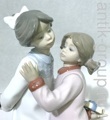 Статуэтка «Подарок» NAO LLADRO