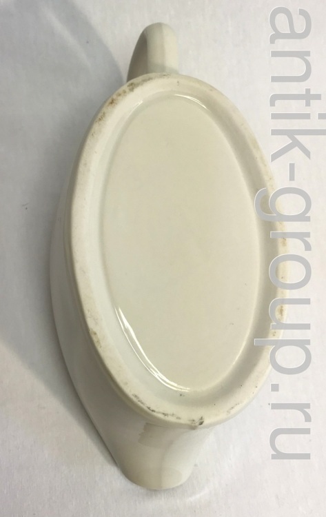 Соусник фарфоровый